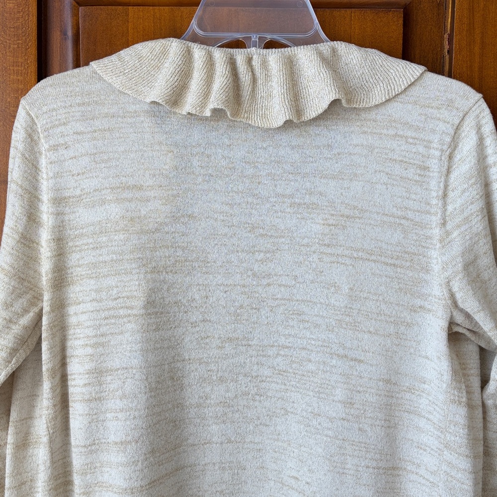 Banana Republic Cardigan - Picture 9 of 10